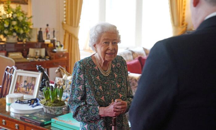 Queen Elizabeth II Tests Positive for COVID-19