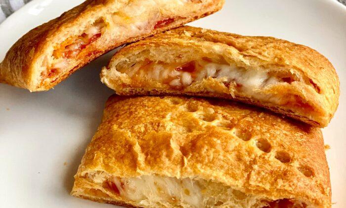 These 4-Ingredient Pizza Pockets Might Just Be Better Than the Store-Bought Version