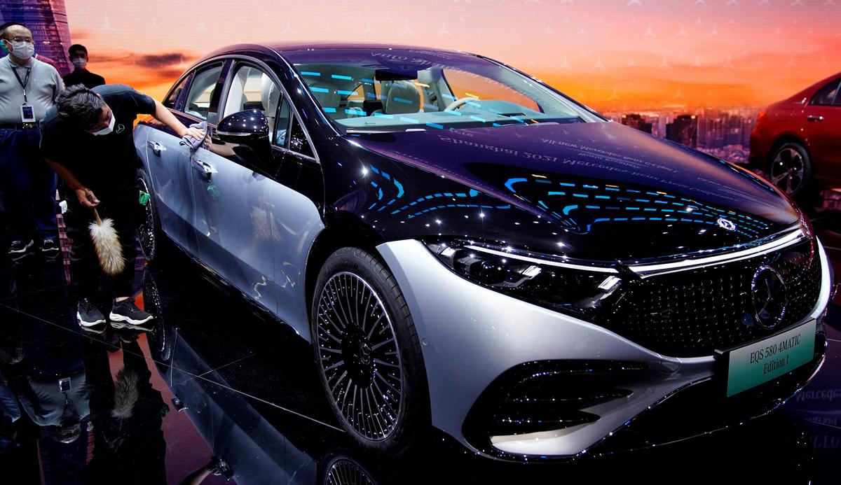 Mercedes-Benz Foresees EV-Only Production Lines Within a Few Years