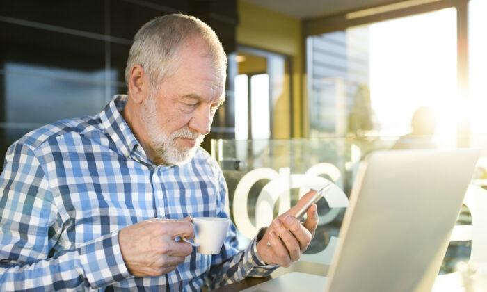 15 Side Hustles to Earn Money Online After Retirement