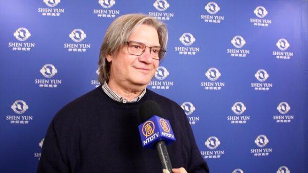 Teacher and translator Gilles Maroteaux at Palais des Congrès in Paris on Jan. 14, 2022. (NTD)