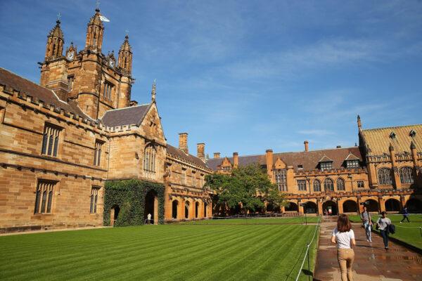 Around 40,000 Chinese students who remain outside of Australia will have to return to Australian campuses. The picture shows a general view of Sydney University campus in Sydney, Australia, on April 6, 2016. (Brendon Thorne/Getty Images)