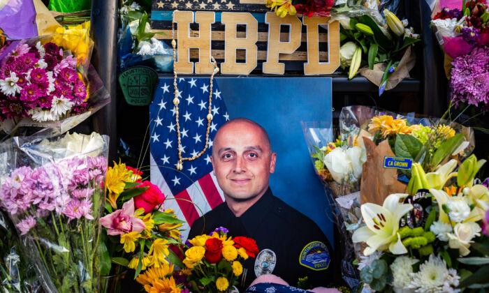 Memorial Held for Huntington Beach Officer Killed in Helicopter Crash