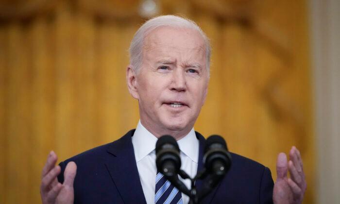 Biden Says US Is Open to Banning Russian Oil Imports