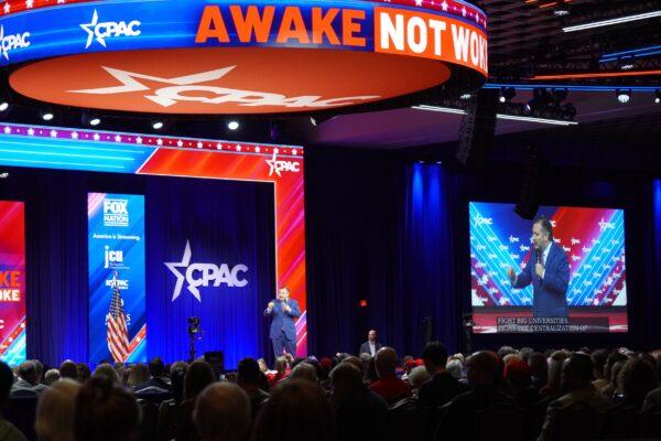 U.S. Senator Ted Cruz (R-Texas) speaks to the crowd at the Conservative Political Action Conference (CPAC) in Orlando Feb. 24, 2022. (Natasha Holt/The Epoch Times)