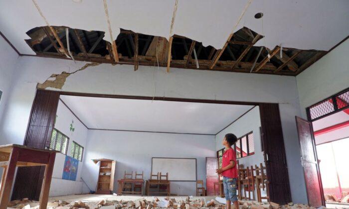 Indonesia Hit by 6.2 Magnitude Earthquake