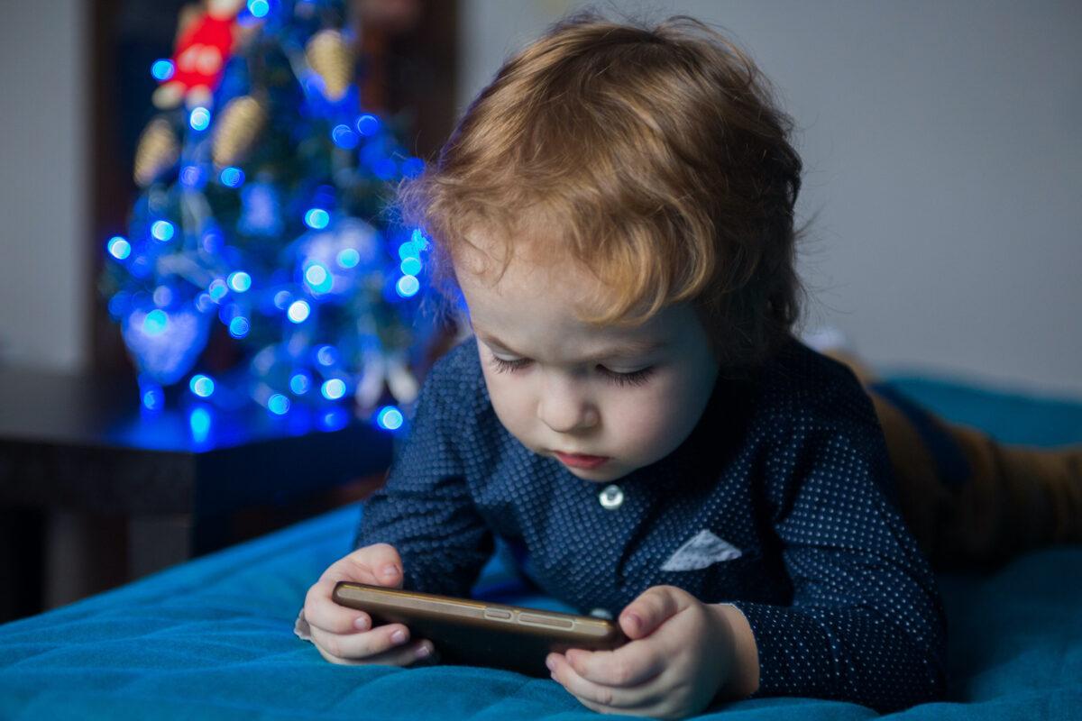 Many parents lack a basic understanding of the physiological effect that excessive screen use has on kids’ brains and the continuing impact it has on their development into adults. (polya_olya/Shutterstock)