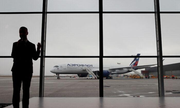 Canada, Europe to Close Skies to Russian Planes