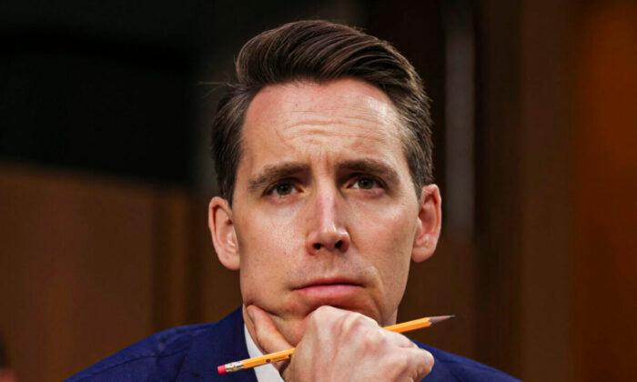 Hawley Proposal Targets Federal Consultants Who Also Work for China