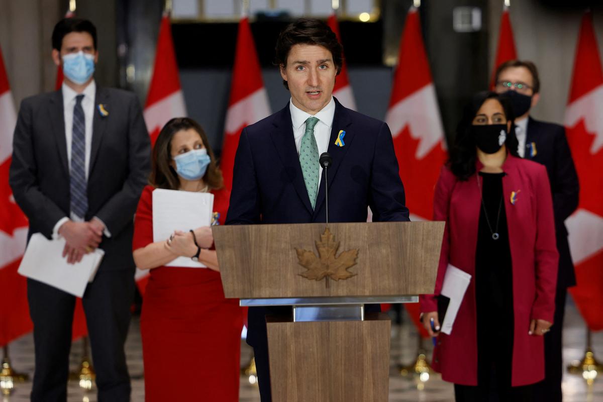 Canada to Ban Russian Oil Imports Over Putin’s Invasion of Ukraine