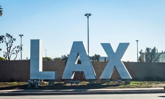 LAX Expects 215,000 People Sunday, Busiest Day of Thanksgiving Weekend