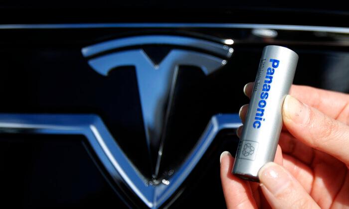 Panasonic Boosting EV Battery Production for Tesla by 10 Percent: Report