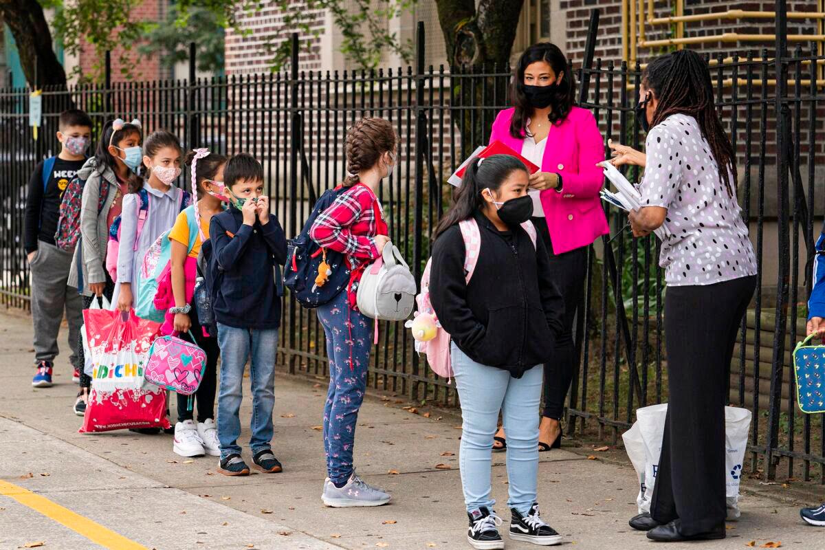 NYC Schools Drop Outdoor Mask Mandate; Indoor Mandate Stays