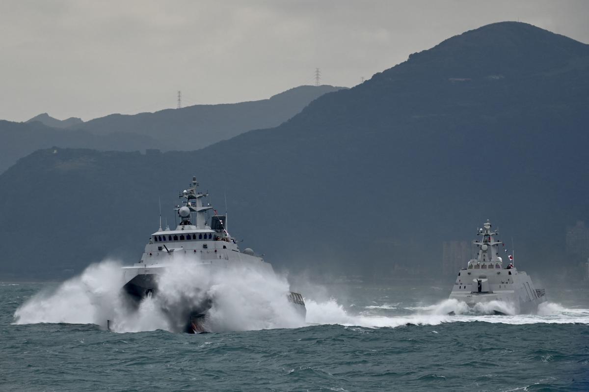 Taiwan's domestically produced corvette class vessels demonstrate their combat readiness during a drill on the seas off the northern city of Keelung on Jan. 7, 2022. (Sam Yeh/AFP via Getty Images)