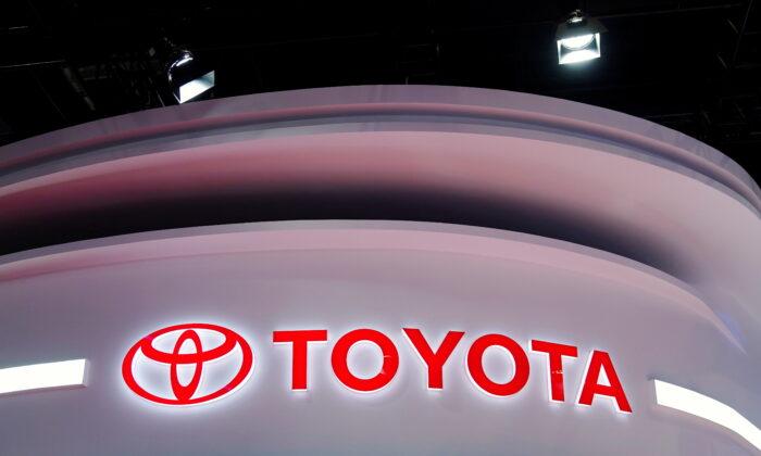 Toyota Plans 17 Percent Cut in Global Production in April