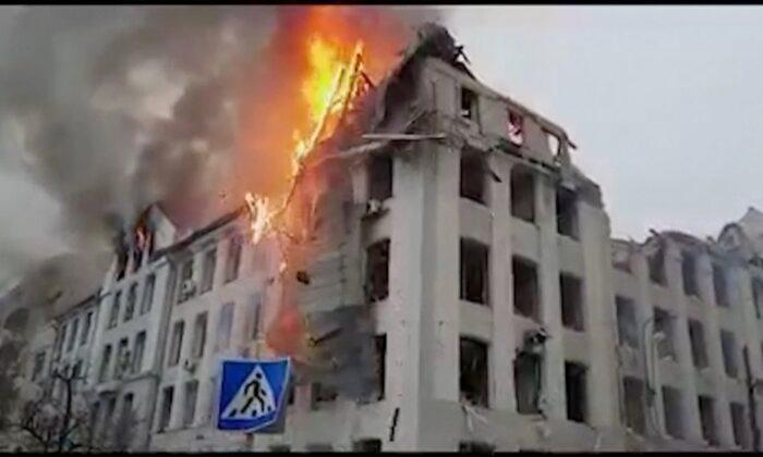 Video: Regional Government Building on Fire in Kharkiv