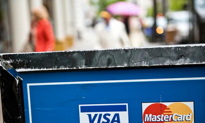 Visa, Mastercard Block Multiple Russian Financial Institutions From Payment Networks in Compliance With Western Sanctions