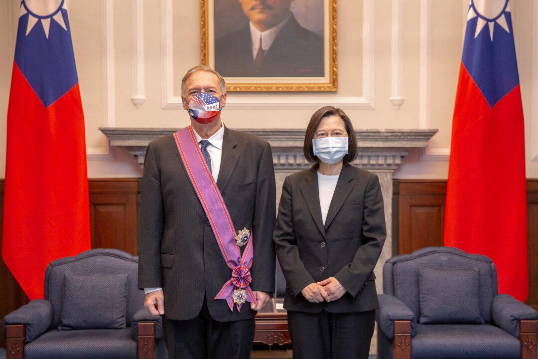 Taiwanese President Honors Pompeo for His Support During Tenure as Secretary of State