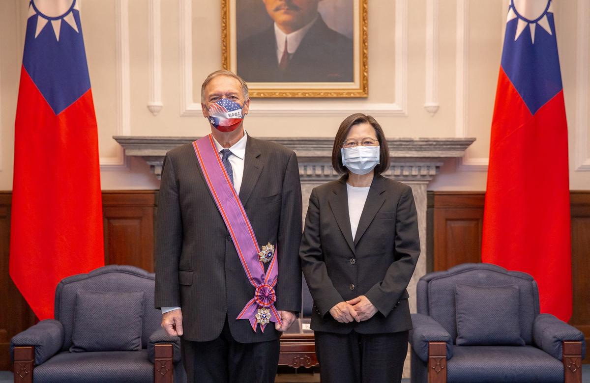Taiwanese President Honors Pompeo for His Support During Tenure as Secretary of State