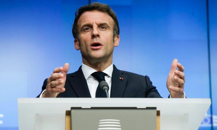 Macron to Seek 2nd Term in France’s April Presidential Vote
