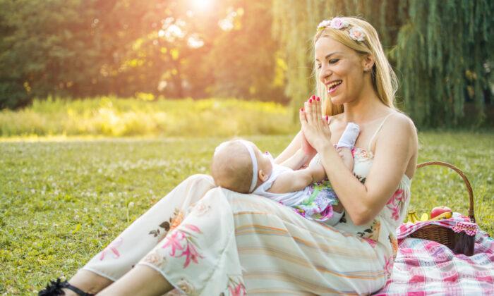 The Importance of Singing to Babies: A Source of Comfort