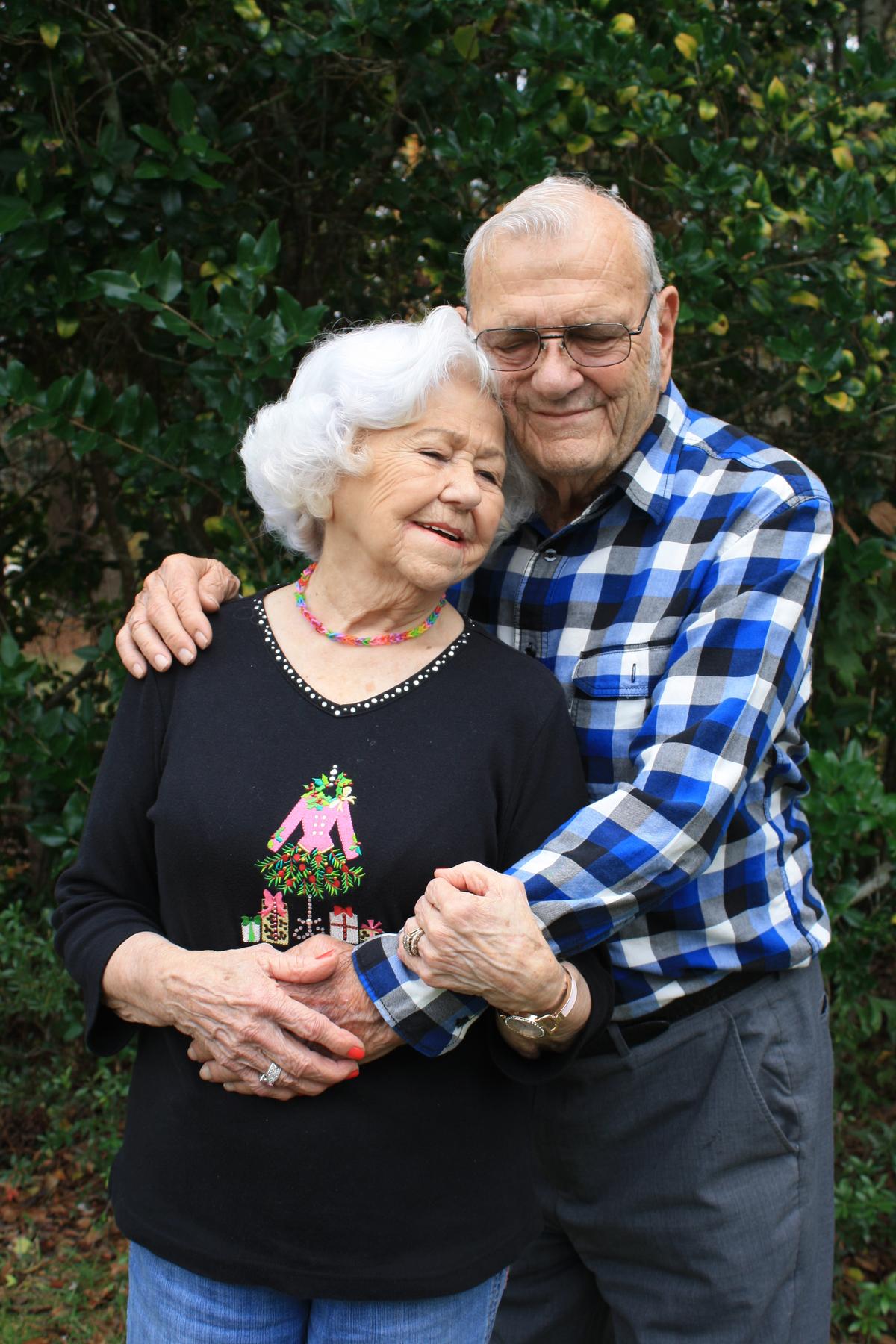 Kenneth, 95, and Faye, 93. (Courtesy of <a href="https://www.instagram.com/artfuldays/">Jalee Nicole</a>)