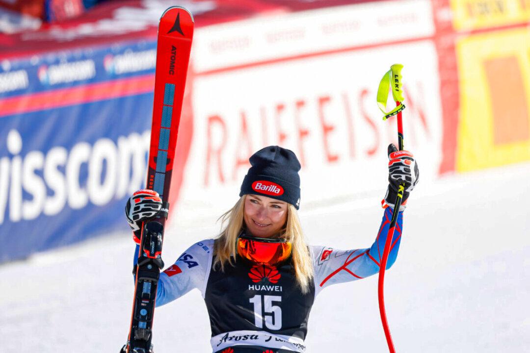 Mikaela Shiffrin Back on Top in Alpine Ski World Cup Super-G