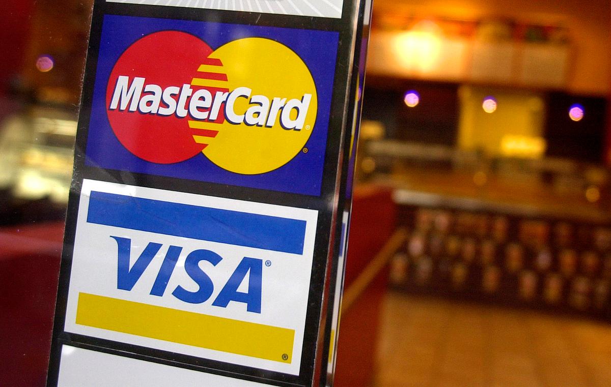 Visa, Mastercard Abruptly Suspend All Operations in Russia