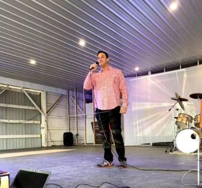 New Jersey state Sen. Michael Testa (R) speaks at the New Jersey convoy Finale Sendoff Rally at Salem County Fairgrounds in Woodstown, New Jersey on March 6, 2022. (Courtesy of Children’s Health Defense/Screenshot via The Epoch Times)