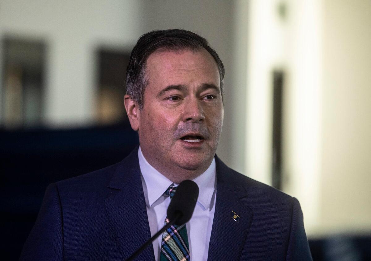Alberta Premier Jason Kenney announces funding and new steps being taken to help support Albertans experiencing homelessness and domestic violence during the COVID-19 pandemic, in Edmonton on Nov. 17, 2021. (The Canadian Press/Jason Franson)