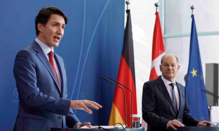 Trudeau, Zelenskyy Speak Ahead of German Meetings in Berlin