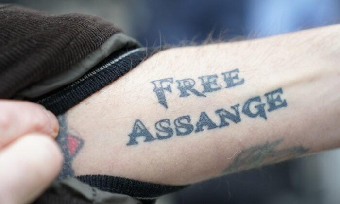 Assange Supporters Call for Release Ahead of US Talks