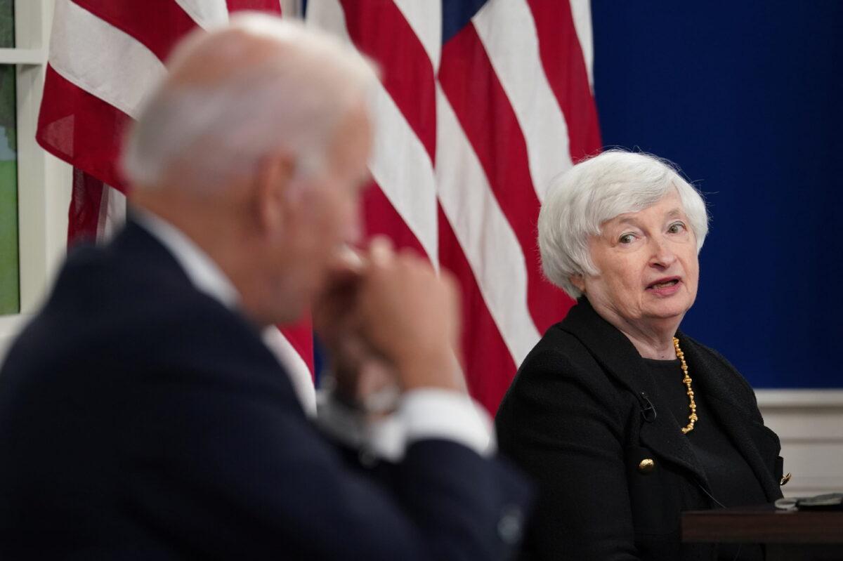 U.S. Treasury Secretary Janet Yellen speaks as U.S. President Joe Biden holds a meeting with business leaders and CEOs about the debt limit at the White House in Washington, Oct. 6, 2021. (Kevin Lamarque/Reuters)