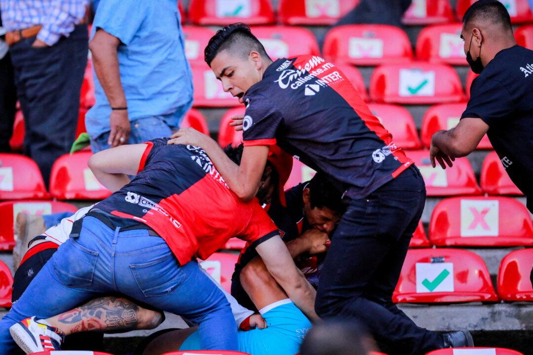 26 Injured in Massive Brawl at Mexican Soccer Match, Matches Suspended