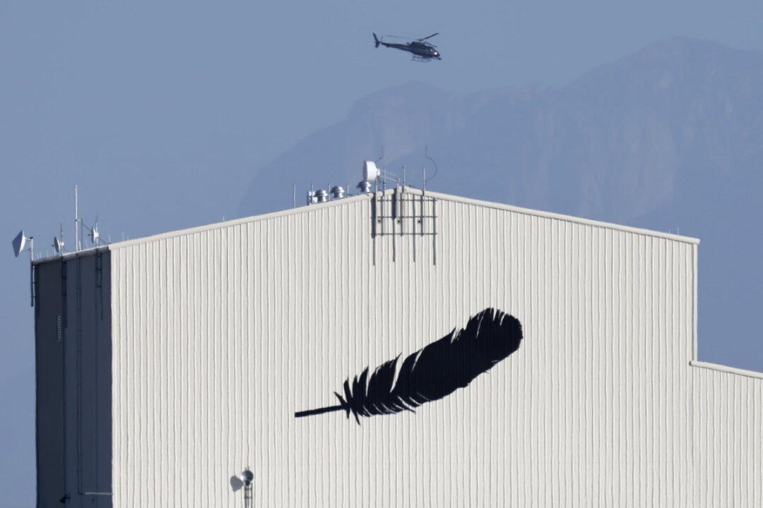 Blue Origin Delays Next Space Launch, ‘SNL’ Star Davidson Will Not Join Flight