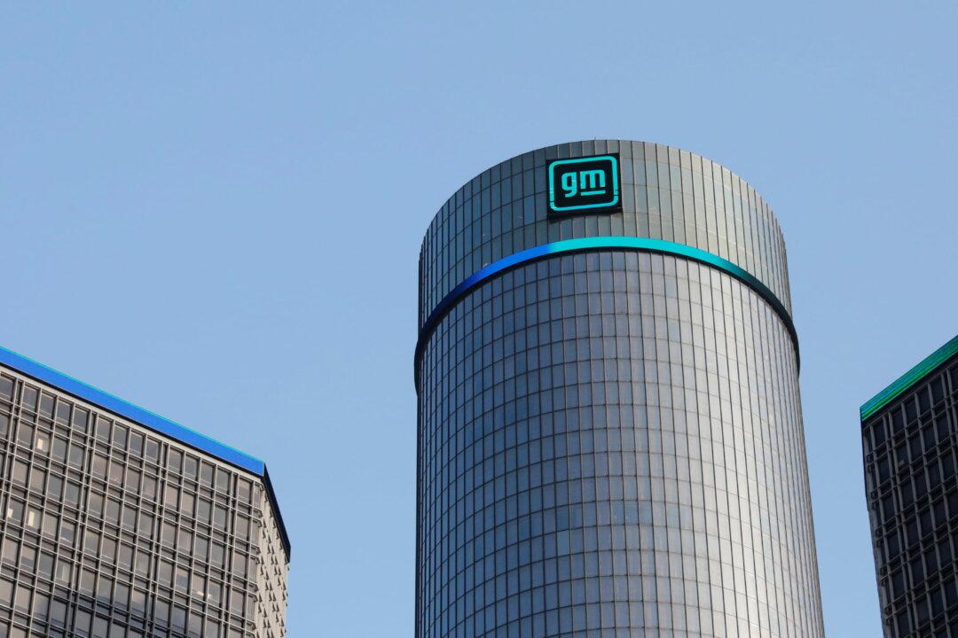 GM Bets $3.5 Billion More on Self-Driving Tech Unit as SoftBank Exits