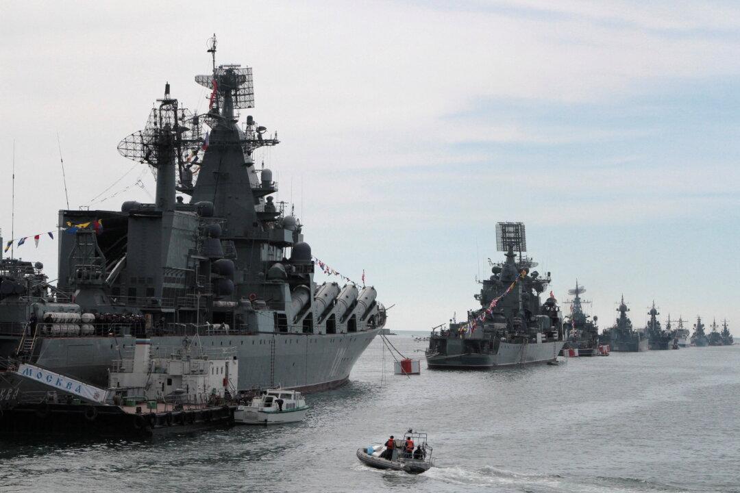 UK Rejects Russian ‘Sabotage’ Claims as Moscow Resumes Black Sea Grain Shipment Deal