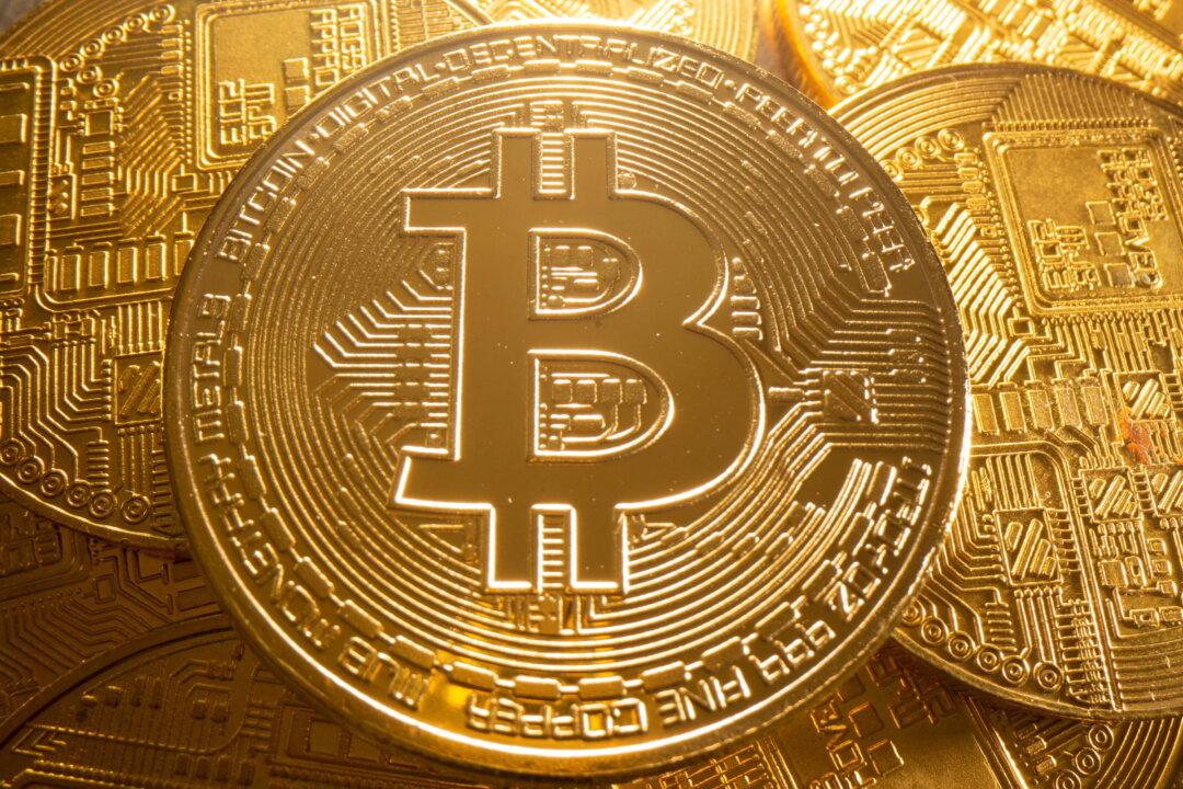 Bitcoin Breaks Above $30,000 as Investors Eye End of Rate Rises