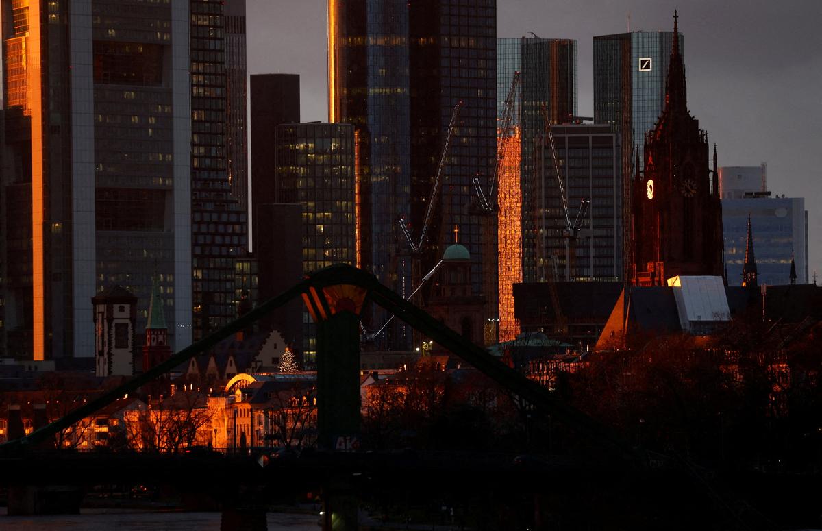 German First-Quarter Dealmaking Slides to 6-Year Low Due to Ukraine War Jitters