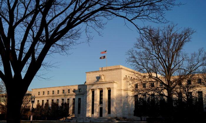 Federal Reserve Rejects Notion It’s Behind the Curve, ‘Confident’ Inflation Will Fall to 2 Percent Target