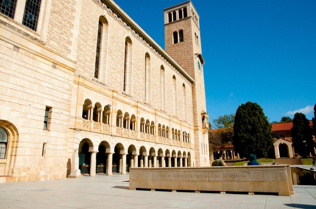  A view of Winthrop Hall at the University of Western Australia in Perth, Australia. (Adwo/Adobe Stock)
