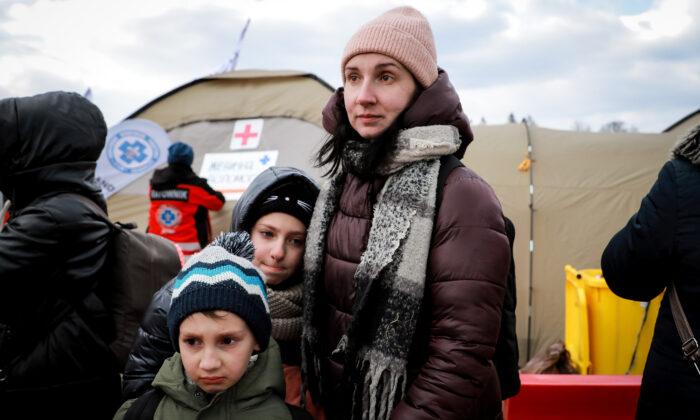 UK Government to Ask Citizens to House Ukrainian Refugees