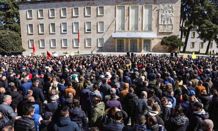 Albanian Protesters Blame Government for Price Hikes