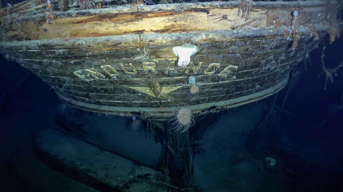 The stern of the Endurance with the name and emblematic polestar. (Falklands Maritime Heritage Trust/National Geographic)