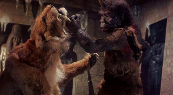 A couple of dueling beasties, in “Sinbad and the Eye of the Tiger.” (Columbia Pictures)