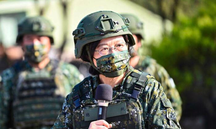 Taiwanese President Calls for ‘All-Out Defense’ Strategy, Referencing Ukraine War