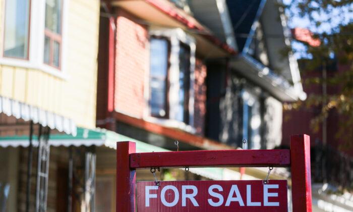 Canada’s Average Home Price Hits $816,720, Rising 20% From Last Year