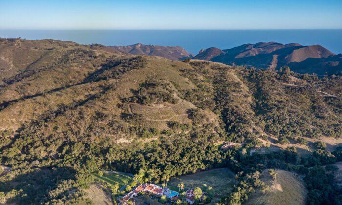 A Stunning Malibu Hills Ranch Lists for $38 Million