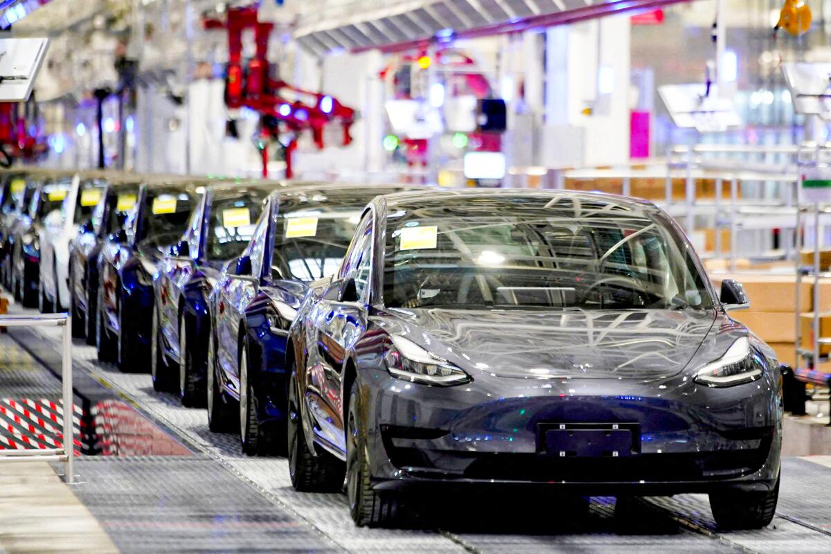 Partial Resumption of Work in China’s Locked-Down Cities Cannot Break Supply Chain Bottlenecks: Analyst