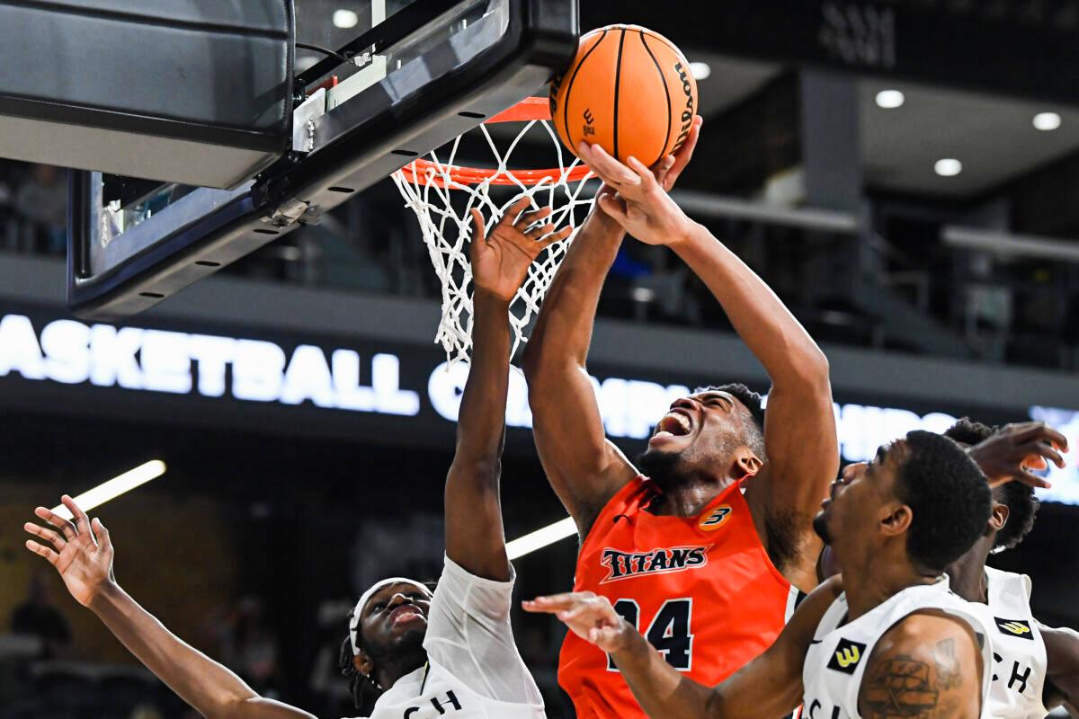 CSU Fullerton Men’s Basketball Team Qualifies for 2022 NCAA Tournament
